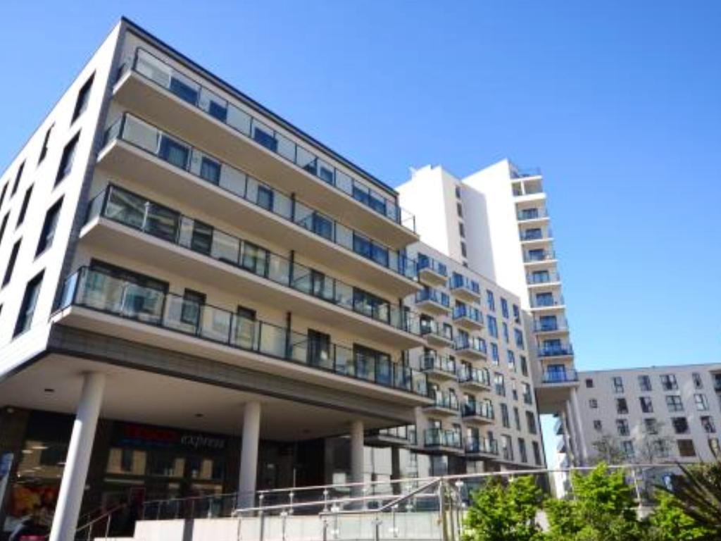 New Central Woking 1 And 2 Bedroom Apartments With Free Gym, Close To Train Station Exteriér fotografie